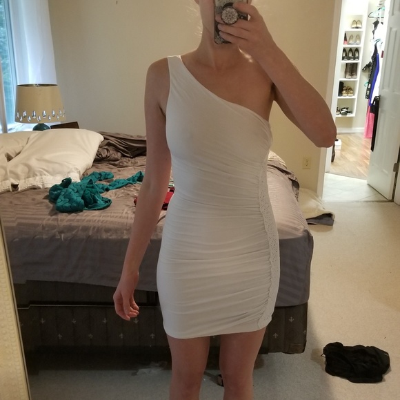 Dress - Picture 2 of 8